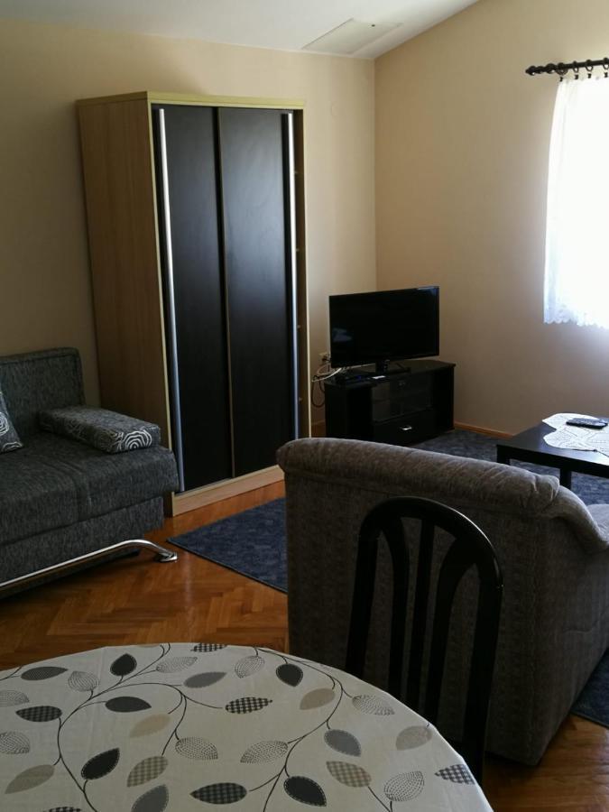 Apartments Ljubica บีโอกราดนาโมรู ภายนอก รูปภาพ