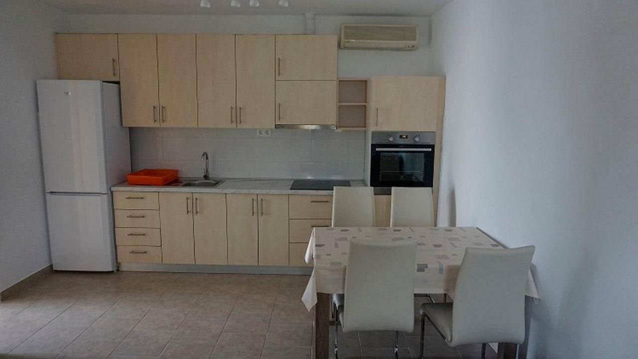 Apartments Ljubica บีโอกราดนาโมรู ภายนอก รูปภาพ