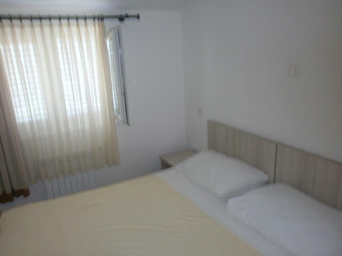 Apartments Ljubica บีโอกราดนาโมรู ภายนอก รูปภาพ