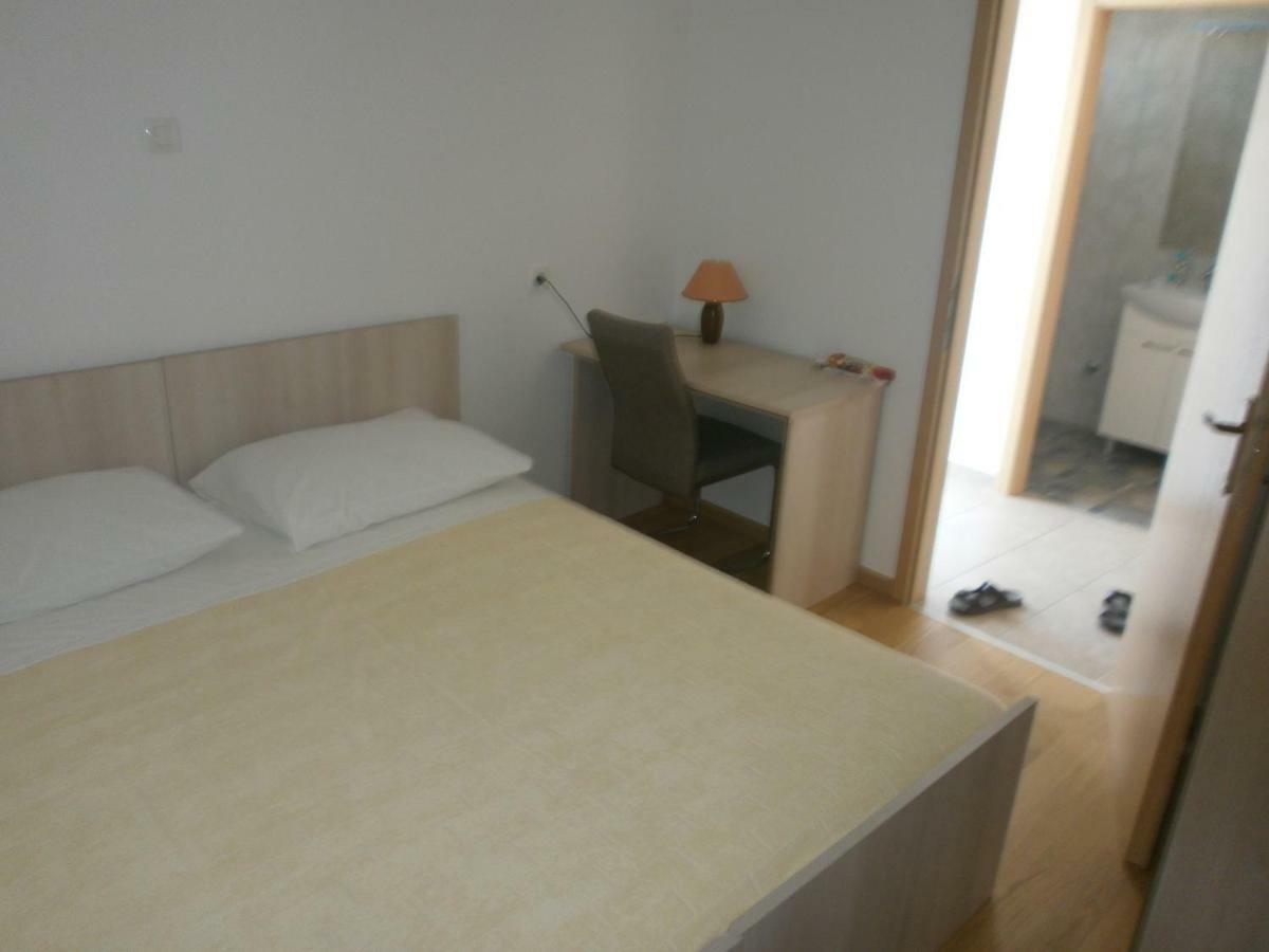 Apartments Ljubica บีโอกราดนาโมรู ภายนอก รูปภาพ